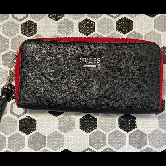 Guess Purse - Picture 2 of 2